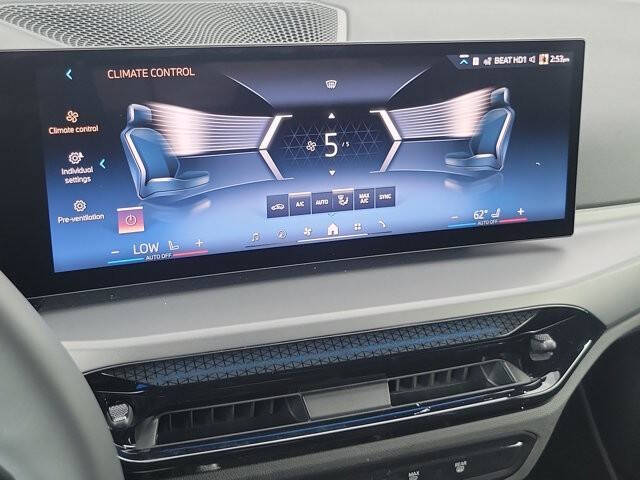 2025 BMW 2 Series 230i