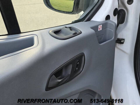 2019 Ford Transit 150 XL