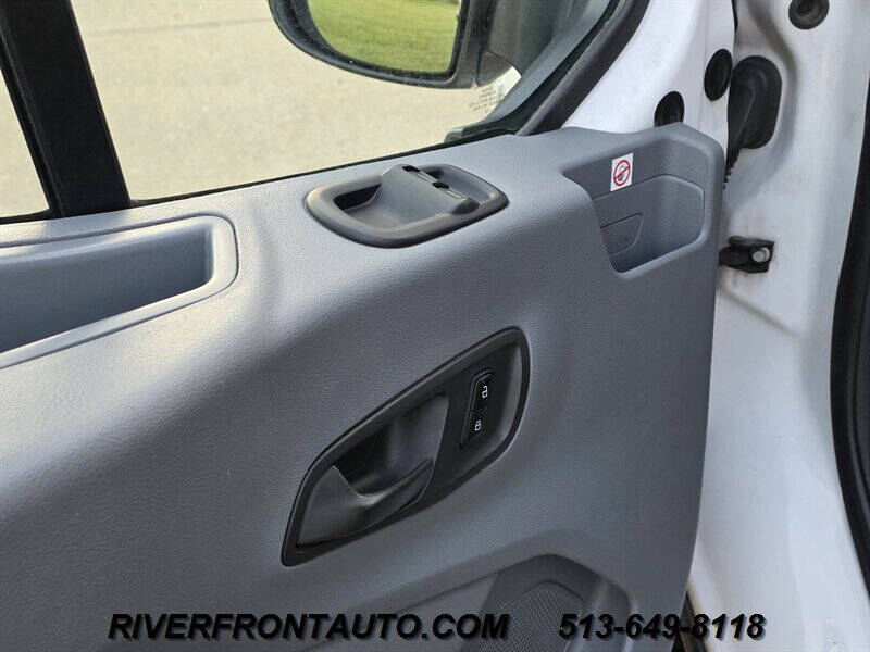 2019 Ford Transit 150 XL