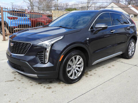 2023 Cadillac XT4 Premium Luxury