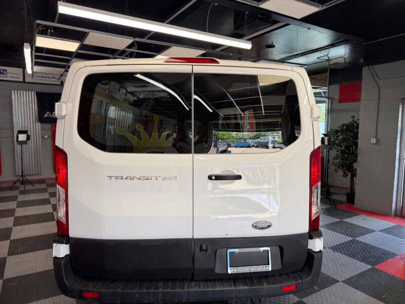 2024 Ford Transit
