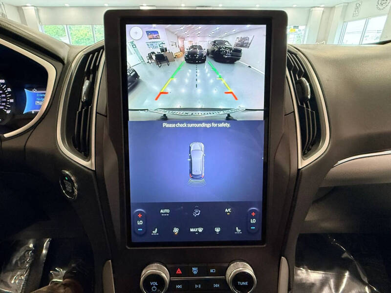 2021 Ford Edge