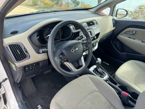 2016 Kia Rio LX