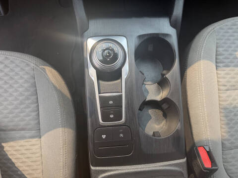 2021 Ford Escape SE