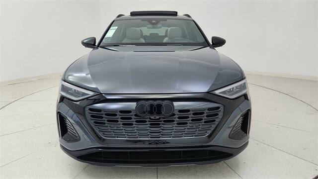 2024 Audi Q8 e-tron quattro Prestige