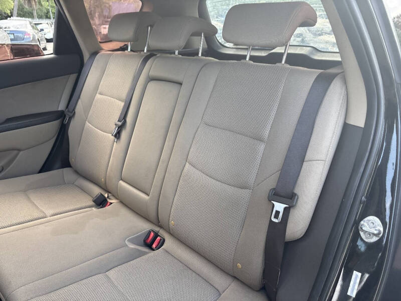 2010 Hyundai Elantra Touring SE