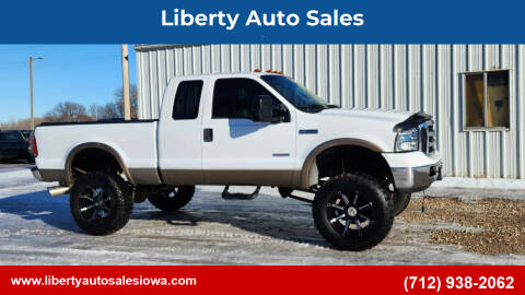 2005 Ford F-250 Super Duty for sale at Liberty Auto Sales in Merrill IA