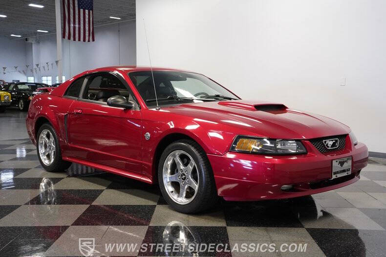 2004 Ford Mustang GT Deluxe