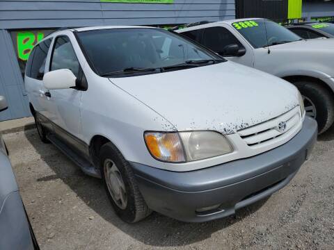 2001 Toyota Sienna for sale at Direct Auto Sales+ in Spokane Valley WA