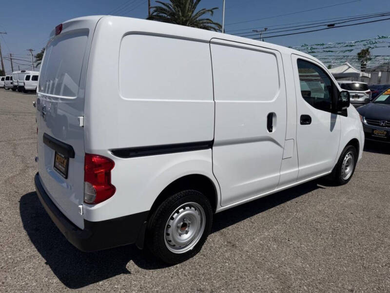 2020 Nissan NV200
