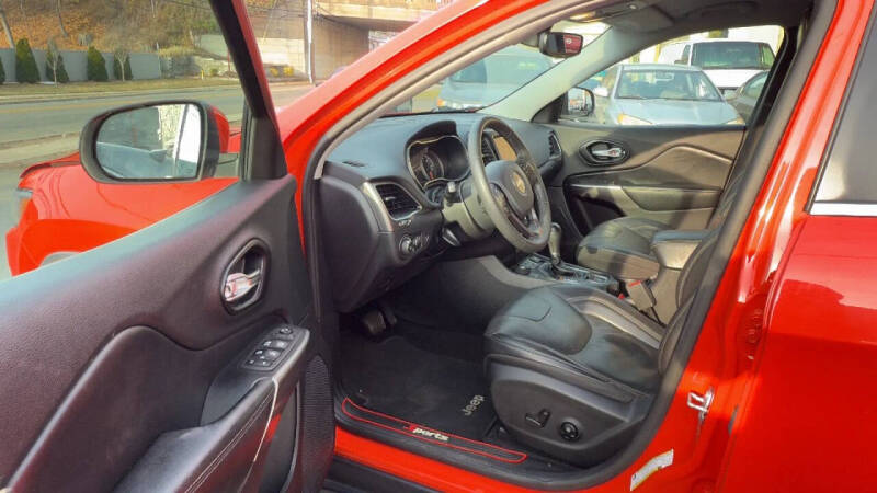 2021 Jeep Cherokee Latitude Lux