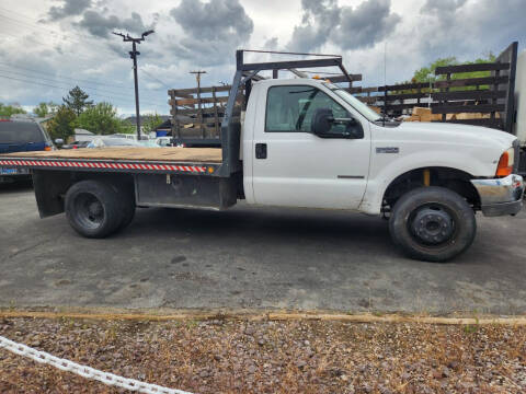 2000 Ford F-550  NINE FOOT FLAT BED for sale at Freds Auto Sales LLC in Carson City NV