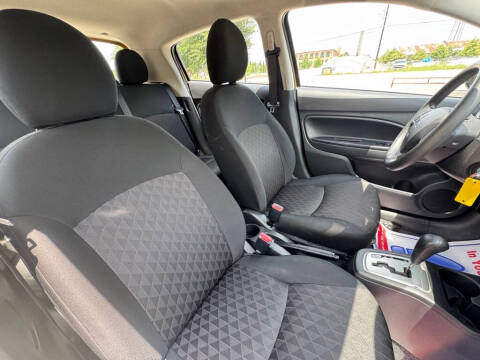 2024 Mitsubishi Mirage ES