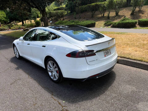 2014 Tesla Model S