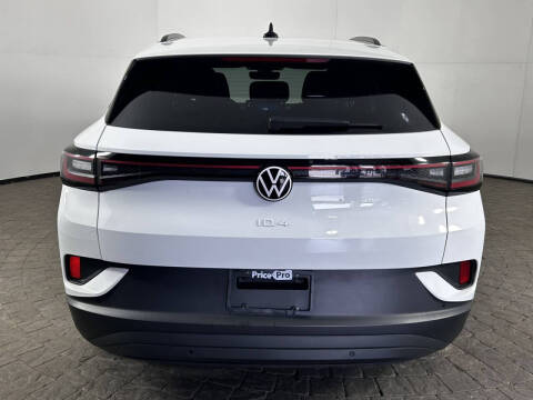 2023 Volkswagen ID.4 Pro