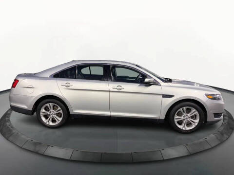 2017 Ford Taurus SEL