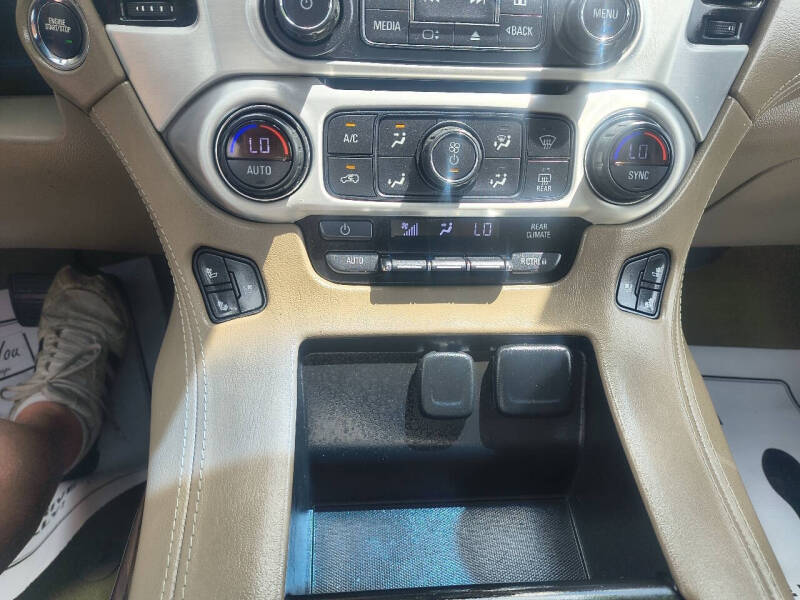 2017 GMC Yukon SLT