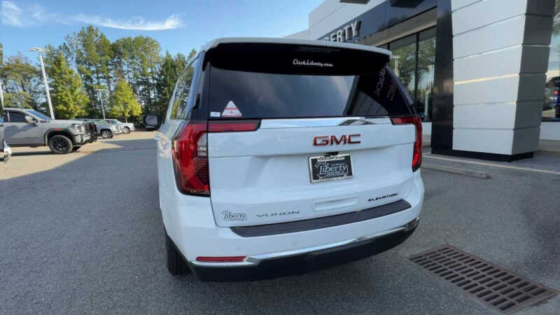 2025 GMC Yukon XL Elevation