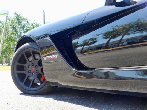 2004 Dodge Viper SRT-10