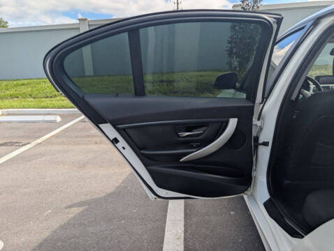 2012 BMW 3 Series 328i