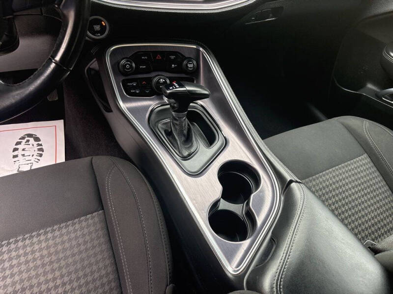 2018 Dodge Challenger SXT