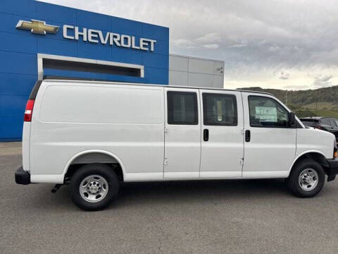 2025 Chevrolet Express 2500