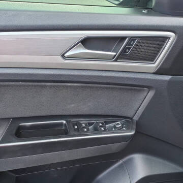 2019 Volkswagen Atlas S