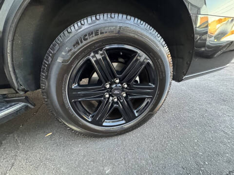 2020 Ford Expedition XLT