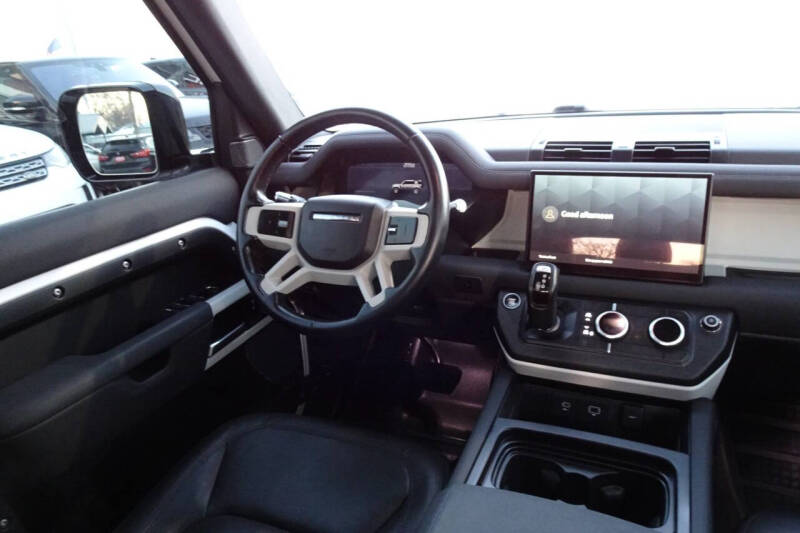 2022 Land Rover Defender 110 S