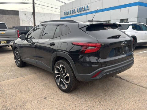 2024 Chevrolet Trax RS