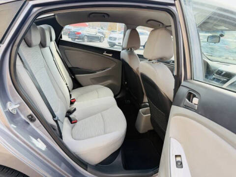 2016 Hyundai Accent SE