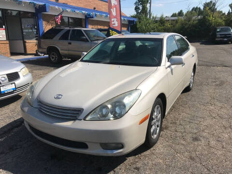 2002 Lexus ES 300 for sale at Duke Automotive Group in Cincinnati OH