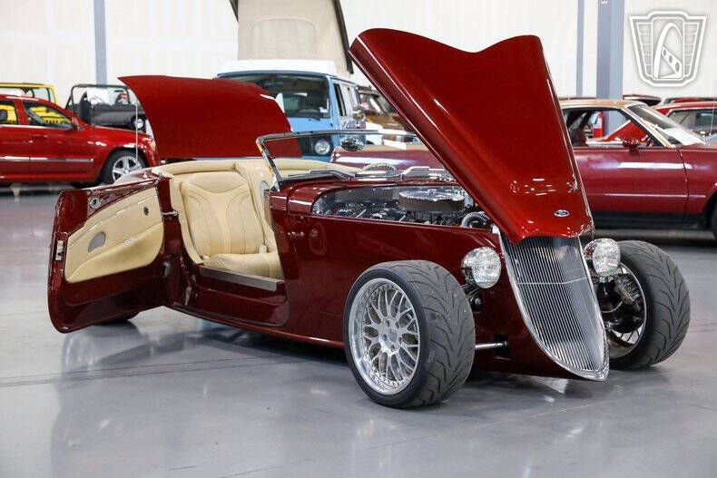 1933 Ford Roadster
