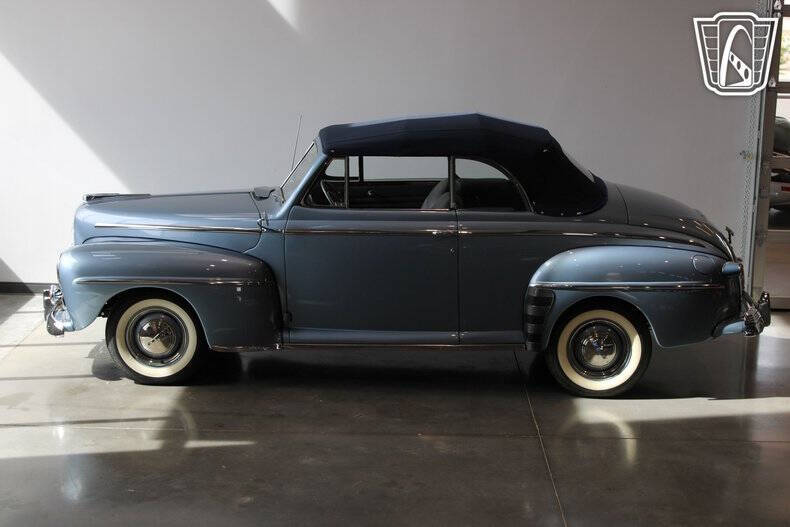 1947 Ford Super Deluxe