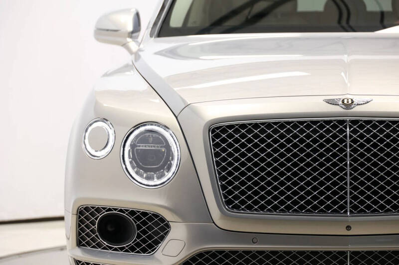 2020 Bentley Bentayga Hybrid