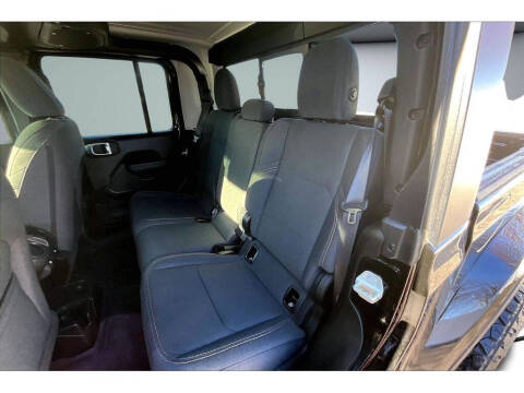 2024 Jeep Gladiator Willys