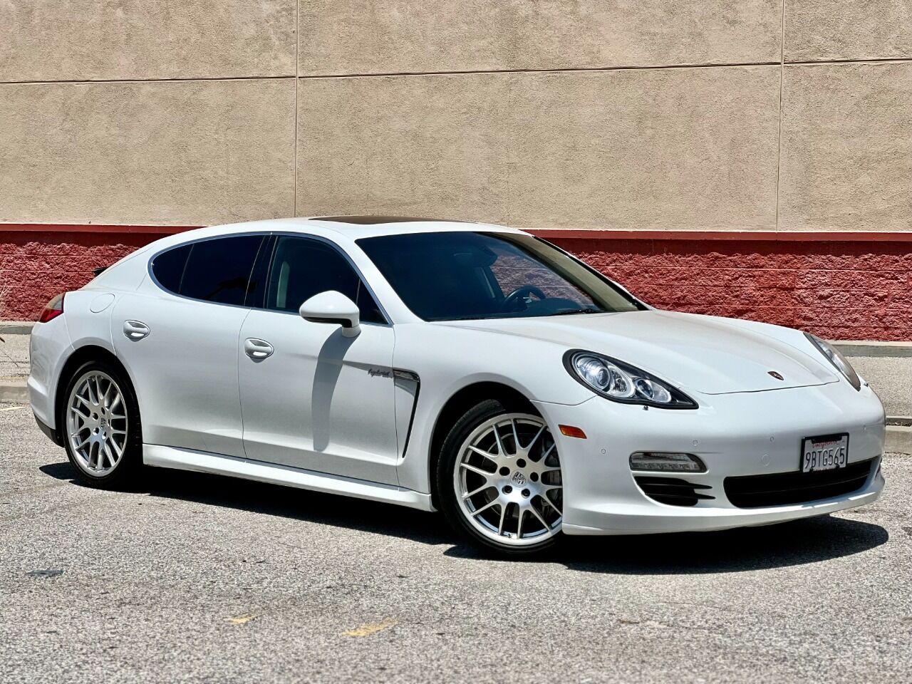 2013 Porsche Panamera Hybrid S RWD