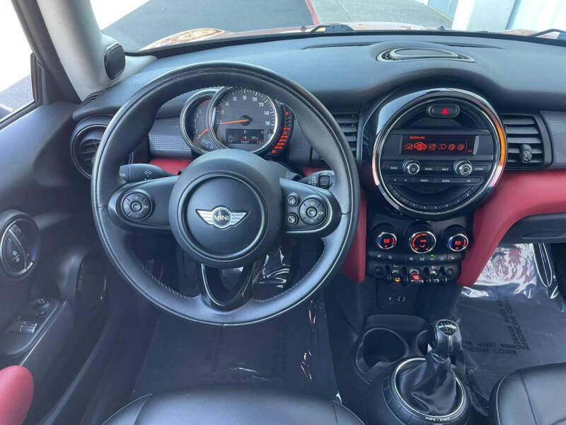 2015 MINI Hardtop 2 Door Cooper