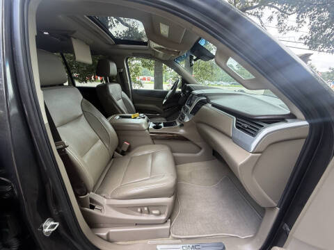 2017 GMC Yukon XL SLT