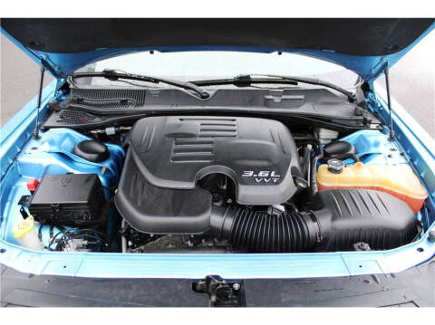 2015 Dodge Challenger SXT Plus