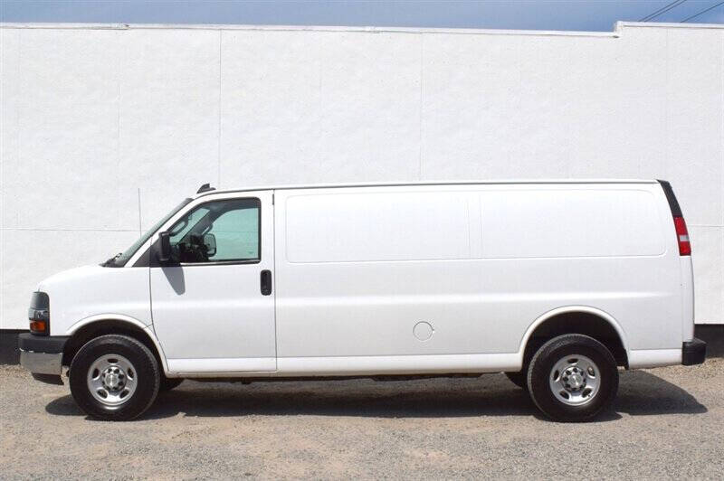 2021 Chevrolet Express 2500