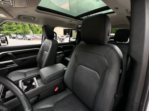 2022 Land Rover Defender 110 S