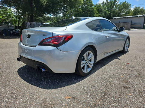 2013 Hyundai Genesis Coupe 2.0T Premium