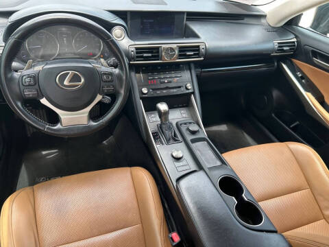 2017 Lexus IS 200t