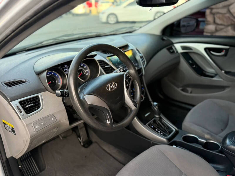 2015 Hyundai Elantra