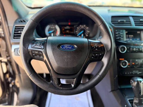 2018 Ford Explorer
