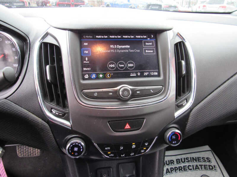 2019 Chevrolet Cruze LT