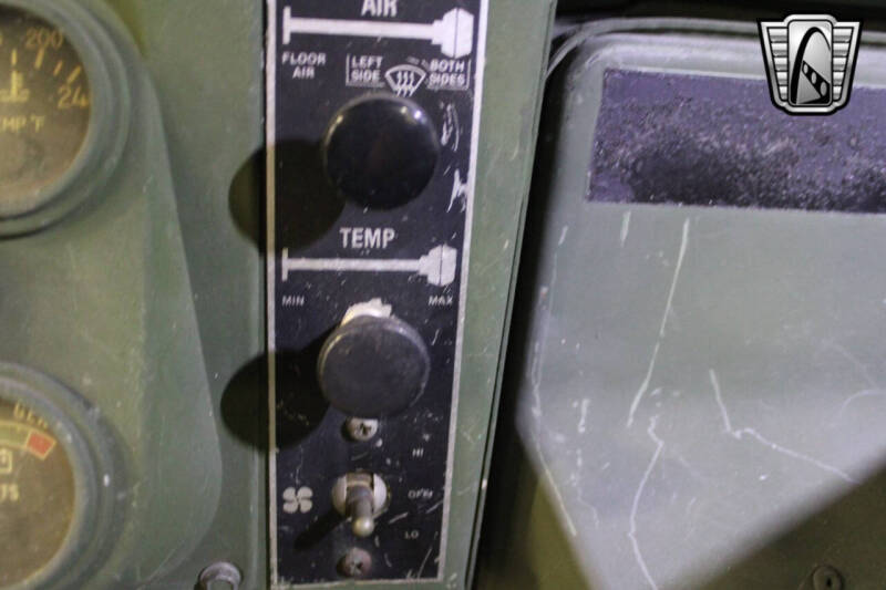 1992 AM General M998 Humvee