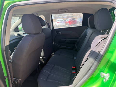 2016 Chevrolet Sonic LT Auto