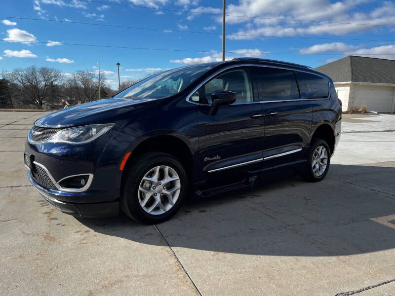 2019 Chrysler Pacifica Touring L Plus